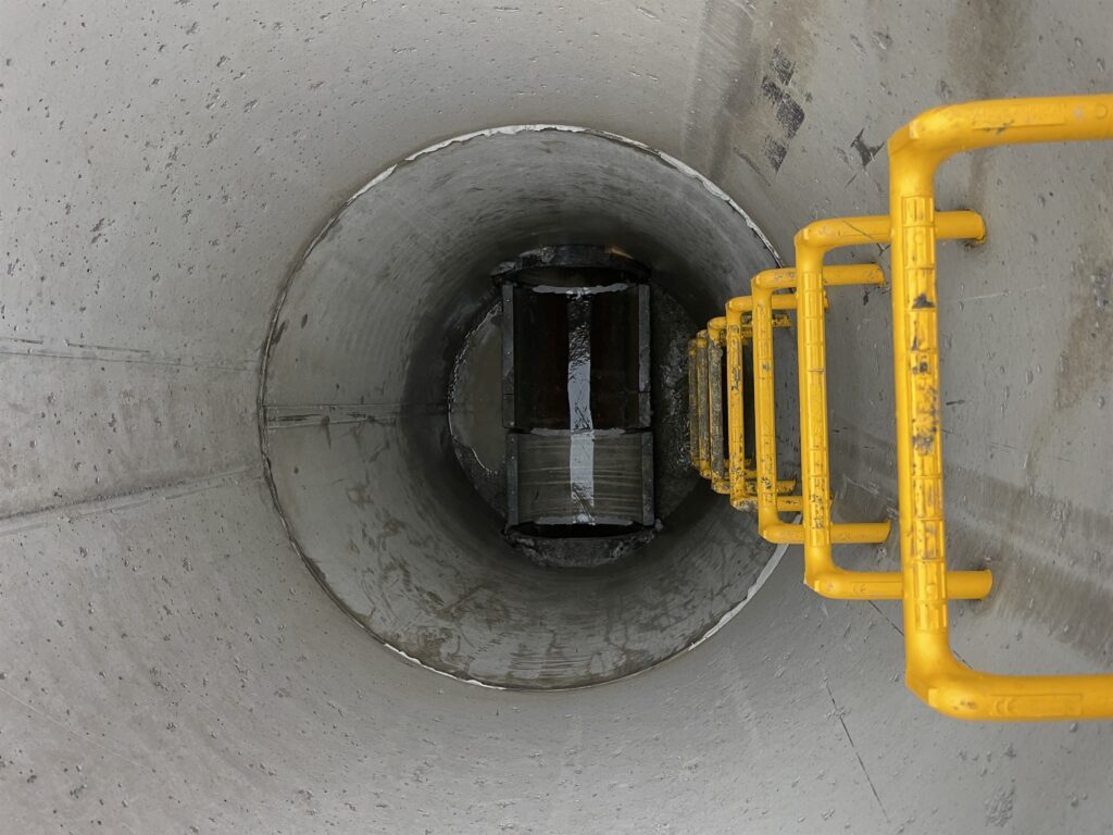 Concrete drainage pipe interior